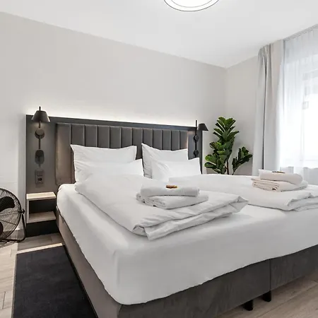 Bright Zentrum Apartment *