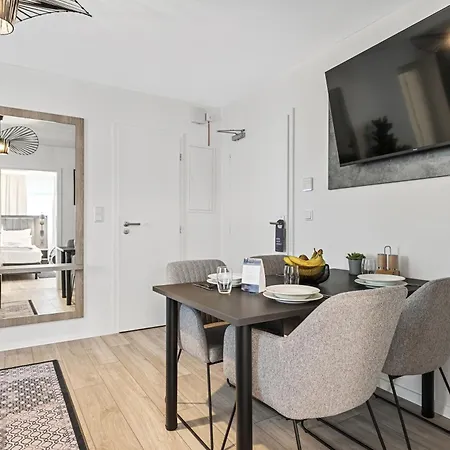 Bright Zentrum Apartment *