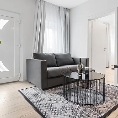 Apartment Bright Zentrum *
